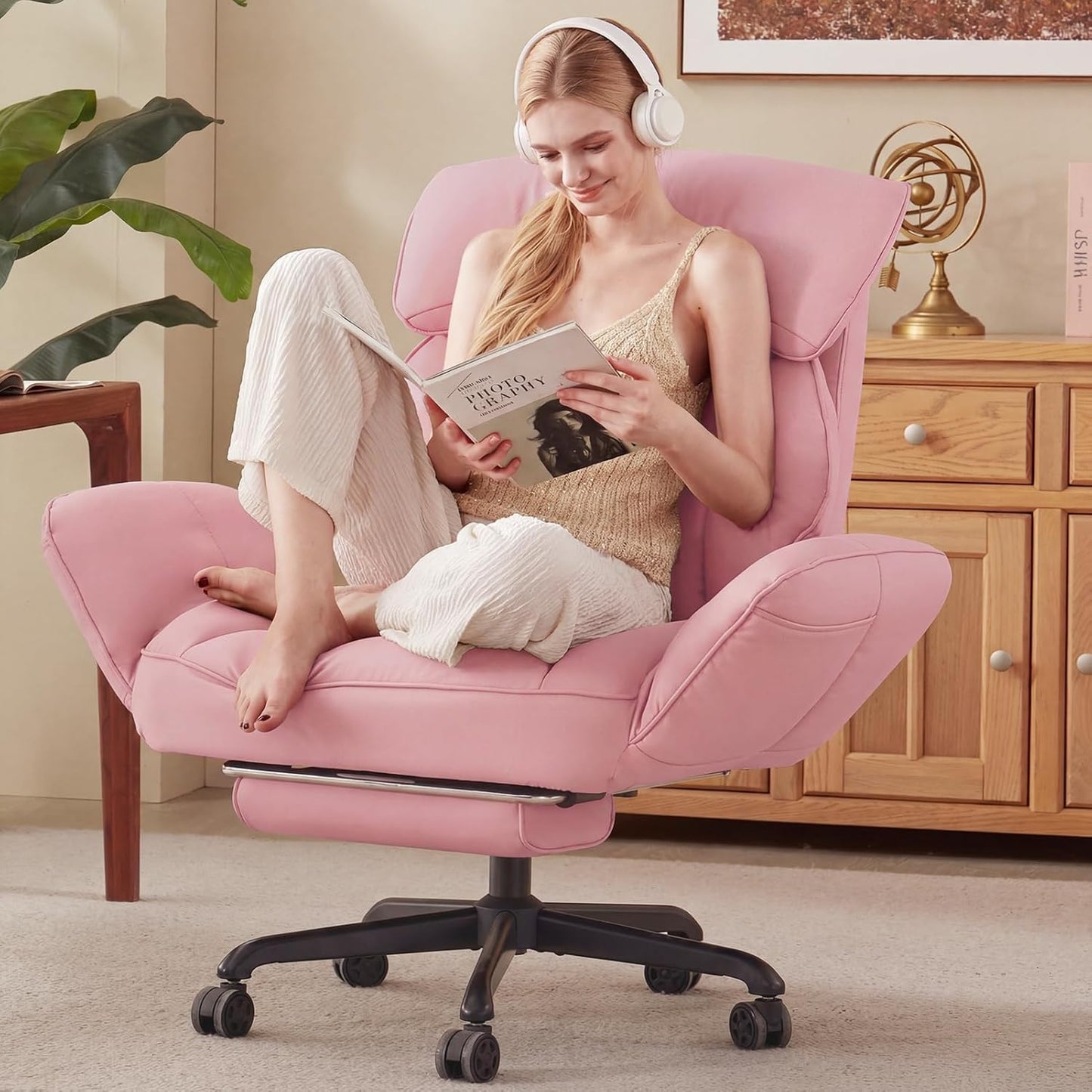 Dowinx Criss-Cross Reclining Office Chair with Footrest & Pivoting Armrests