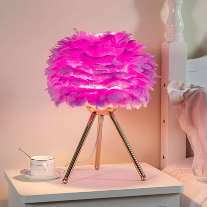 LumaPlume™ Romantic Feather Table Lamp – Crafted with Natural Goose Feathers