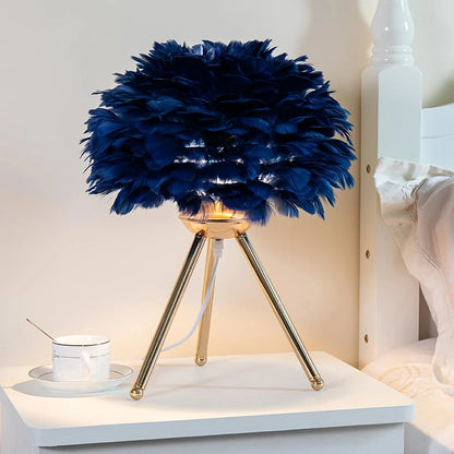 LumaPlume™ Romantic Feather Table Lamp – Crafted with Natural Goose Feathers
