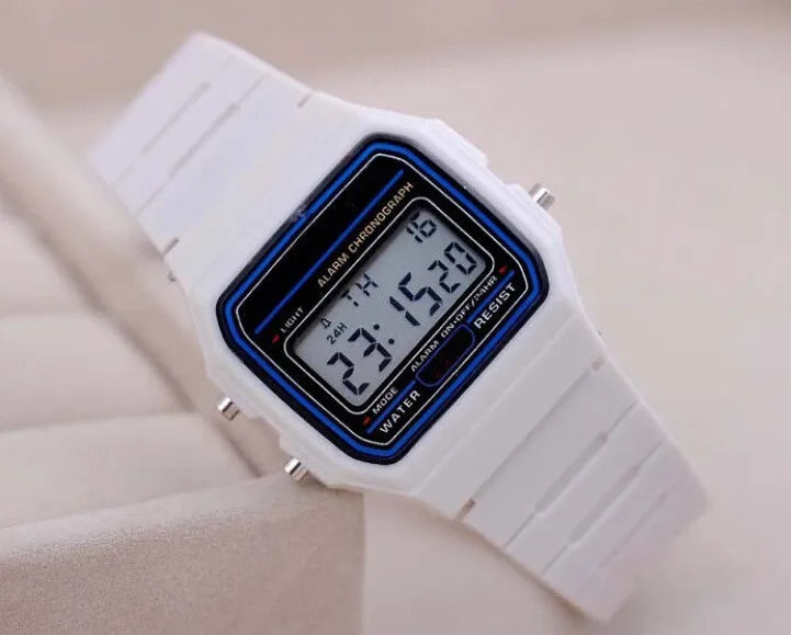 RetroPulse™ – Vintage Early 2000’s Minimalist Digital Watch